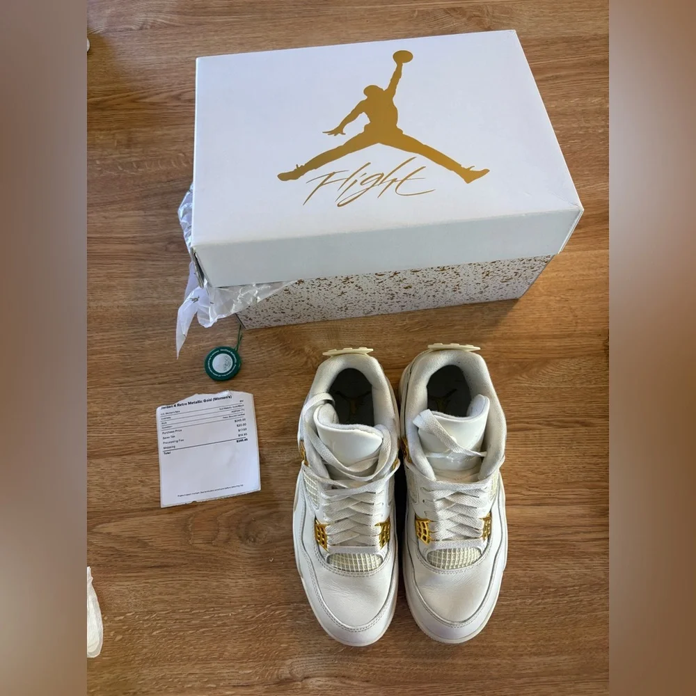Women’s Air Jordan 4 retro